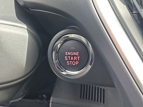 Used 2025 Subaru Impreza 2.0i Sport image 7