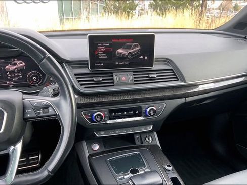 Used 2019 Audi SQ5 Prestige w/ Prestige Package image 6