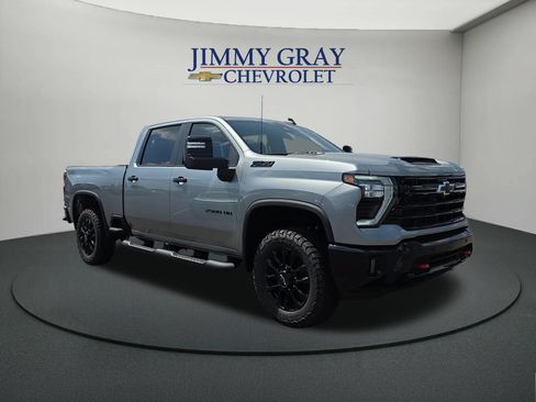 New 2026 Chevrolet Silverado 2500 LT w/ Trail Boss Package AWD/4WD image 7