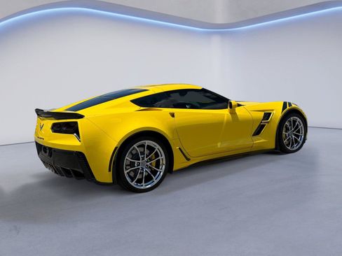 Used 2019 Chevrolet Corvette Grand Sport RWD image 3