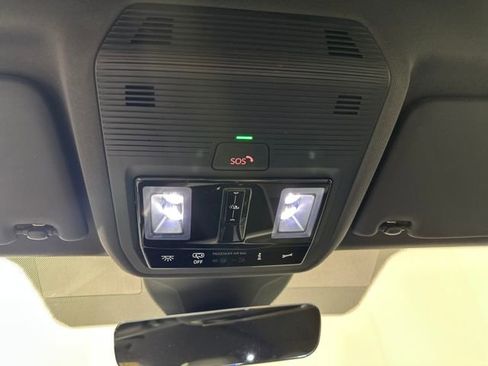 Used 2023 Volkswagen ID.4 Pro S image 23