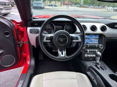 Used 2017 Ford Mustang GT Premium w/ Equipment Group 401A RWD image 16