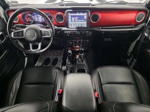 Used 2020 Jeep Wrangler Unlimited Rubicon w/ Dual Top Group AWD/4WD image 28