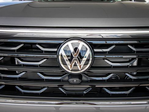New 2026 Volkswagen Atlas SEL Premium R-Line AWD/4WD image 8