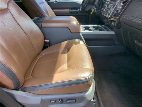 Used 2016 Ford F250 Platinum w/ FX4 Off-Road Package image 20