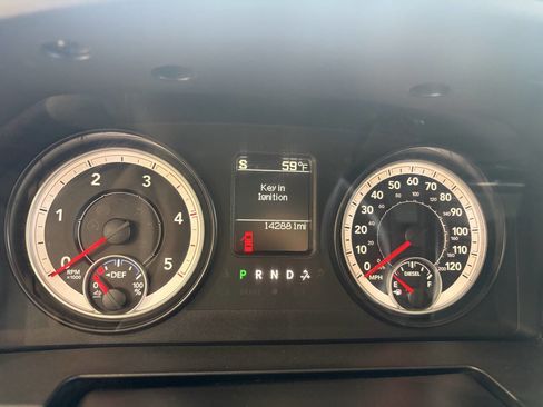 Used 2014 RAM 2500 SLT image 19