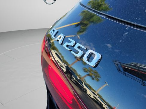 Certified 2025 Mercedes-Benz GLA 250 image 28