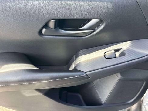 Certified 2024 Nissan Sentra SV FWD image 28