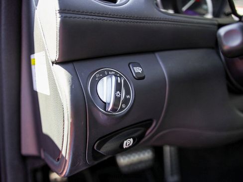 Used 2008 Mercedes-Benz SL 600 image 38