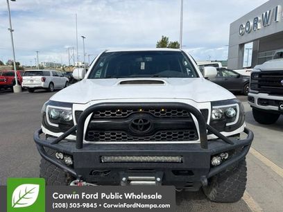 Used 2011 Toyota Tacoma 4x4 Access Cab V6 w/ TRD Sport Pkg