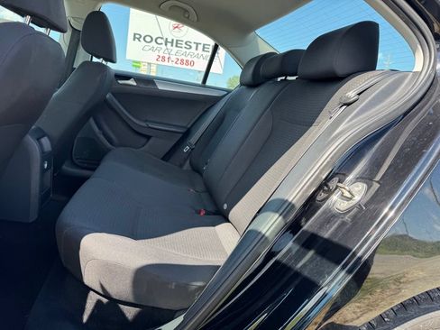 Used 2016 Volkswagen Jetta SE FWD image 7
