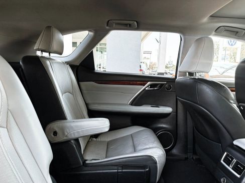 Used 2019 Lexus RX 450hL Premium w/ Premium Package AWD/4WD image 30