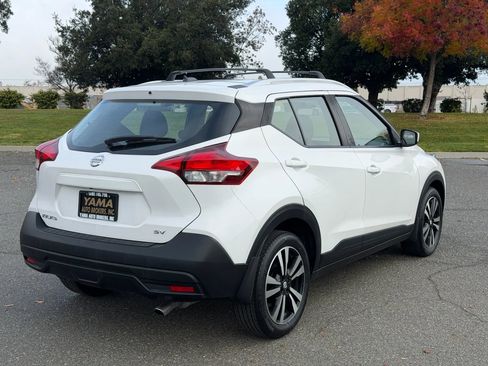 Used 2019 Nissan Kicks SV w/ Exterior Package image 5