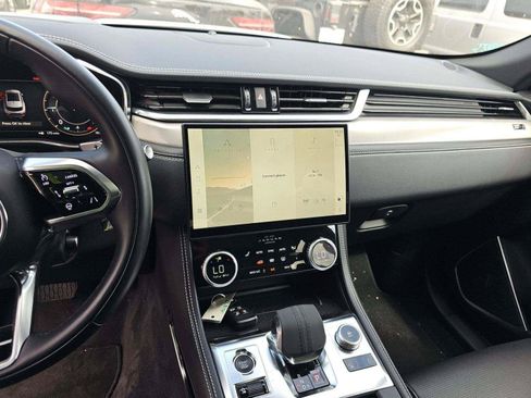 Used 2024 Jaguar F-PACE R-Dynamic S AWD/4WD image 2