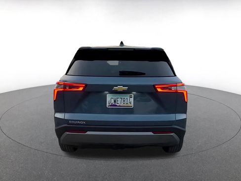 Used 2025 Chevrolet Equinox LT image 12