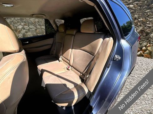 Used 2016 Subaru Outback 2.5i Limited AWD/4WD image 23