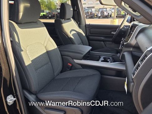 New 2026 RAM 1500 Express AWD/4WD image 16