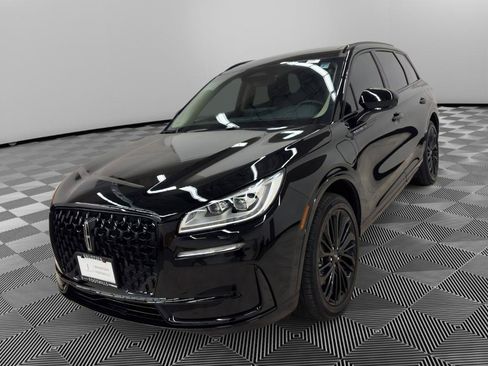 Used 2025 Lincoln Corsair Grand Touring w/ Jet Appearance Package AWD/4WD image 3