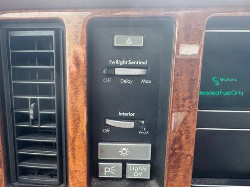 Used 1989 Cadillac Eldorado Coupe FWD image 19