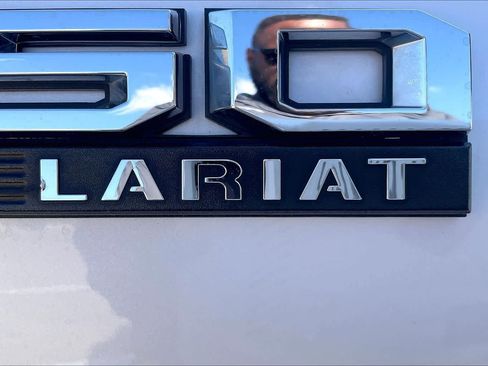 Used 2019 Ford F150 Lariat w/ Equipment Group 502A Luxury image 7