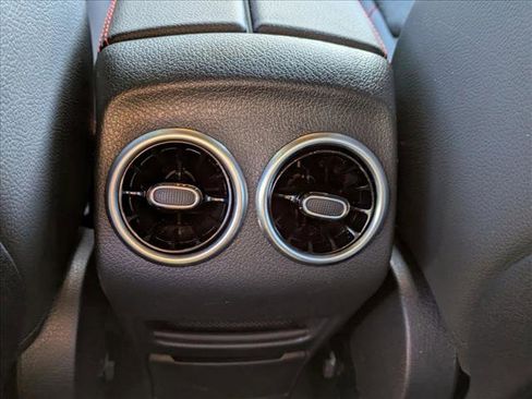 Certified 2023 Mercedes-Benz GLB 250 image 16