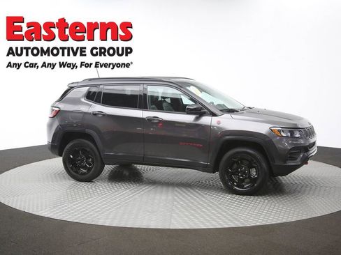 Used 2023 Jeep Compass Trailhawk AWD/4WD image 45