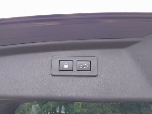 Used 2023 Subaru Outback Limited AWD/4WD image 36