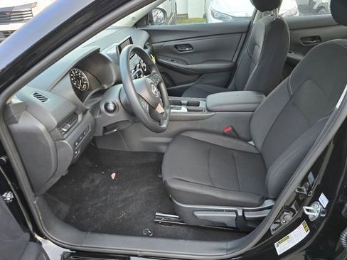 Used 2025 Nissan Sentra S image 20
