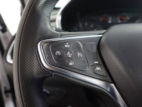 Used 2024 Chevrolet Equinox LS image 39