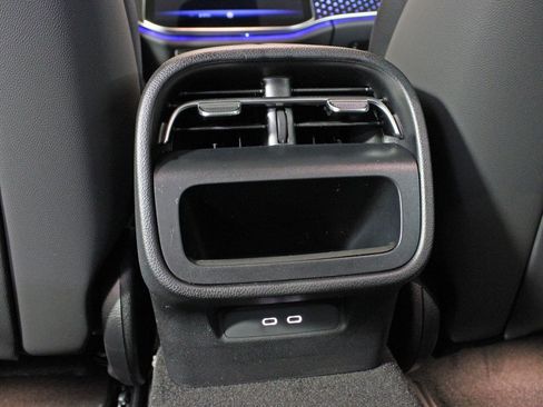 Certified 2025 Mercedes-Benz E 350 4MATIC Sedan image 29