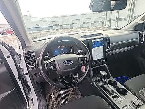 Used 2024 Ford Ranger XLT w/ FX4 Off-Road Package image 2