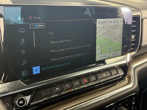 Used 2025 Chevrolet Silverado 1500 LT image 15