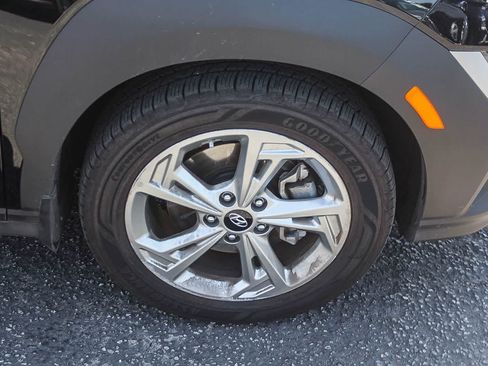 Used 2023 Hyundai Kona SEL w/ Cargo Package AWD/4WD image 12