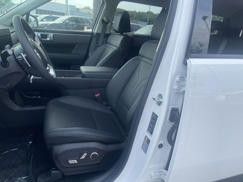 Used 2024 Hyundai Santa Fe SEL image 14