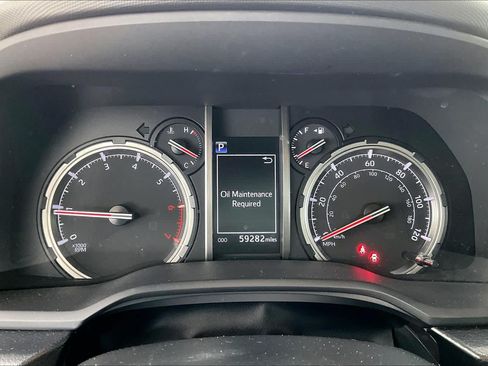 Used 2021 Toyota 4Runner Venture w/ Moonroof Package AWD/4WD image 25