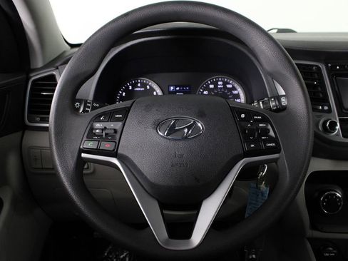 Used 2018 Hyundai Tucson SE AWD/4WD image 9