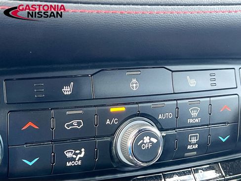 Used 2024 Dodge Durango GT AWD/4WD image 26