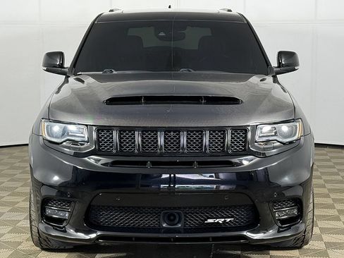 Used 2018 Jeep Grand Cherokee SRT w/ Trailer Tow Group IV AWD/4WD image 15