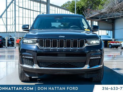 Used 2023 Jeep Grand Cherokee L Limited AWD/4WD image 35