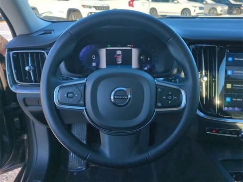 Used 2024 Volvo S60 B5 Core image 15