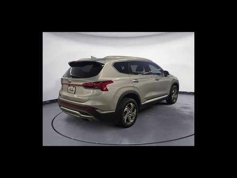 Used 2022 Hyundai Santa Fe AWD image 6