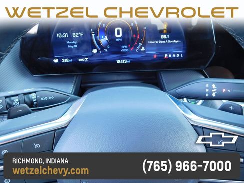 Used 2026 Chevrolet Equinox LT AWD/4WD image 30