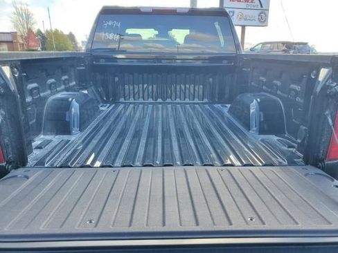 New 2026 Chevrolet Silverado 1500 LT image 9