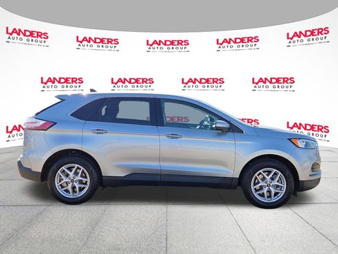 Certified 2023 Ford Edge SEL image 2