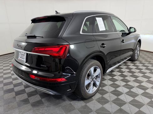 Certified 2022 Audi Q5 Premium Plus AWD/4WD image 9