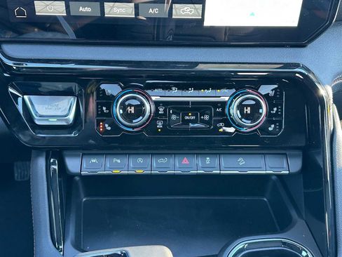 New 2026 GMC Sierra 1500 AT4 w/ AT4 Premium Package image 27