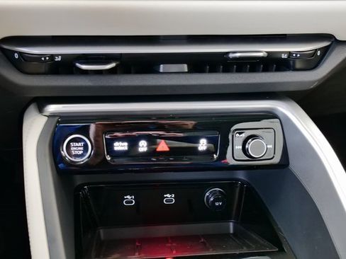 New 2025 Audi Q5 Premium Plus image 24