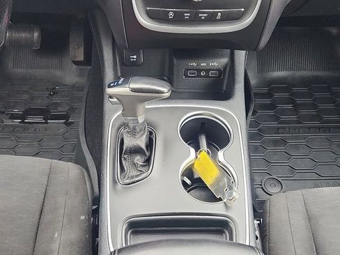 Used 2020 Dodge Durango SXT w/ 3rd Row Seating Group AWD/4WD image 18