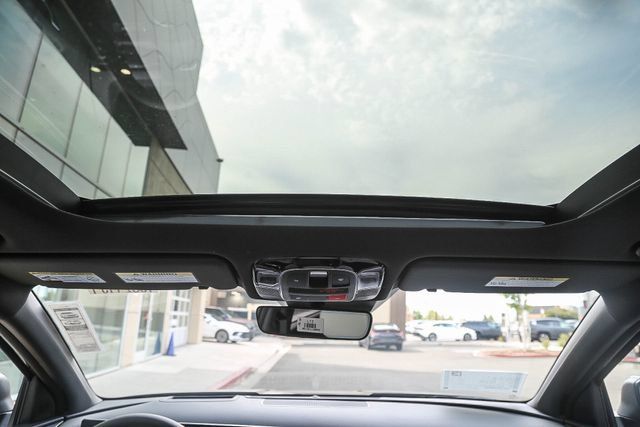 New 2026 Hyundai Tucson Limited AWD/4WD image 18