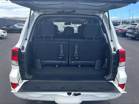 Used 2019 Toyota Land Cruiser AWD/4WD image 35